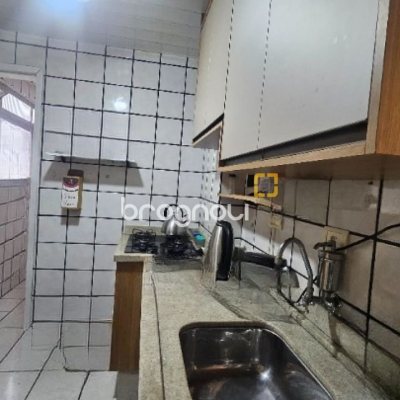 Apartamento com 62m², 2 quartos, no bairro Centro em Florianópolis