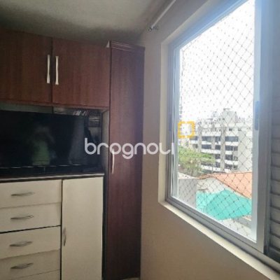 Apartamento com 62m², 2 quartos, no bairro Centro em Florianópolis