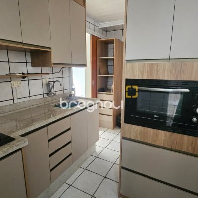 Apartamento com 62m², 2 quartos, no bairro Centro em Florianópolis