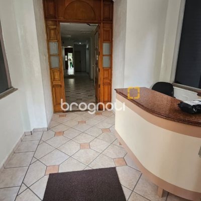 Apartamento com 62m², 2 quartos, no bairro Centro em Florianópolis