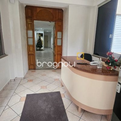 Apartamento com 62m², 2 quartos, no bairro Centro em Florianópolis