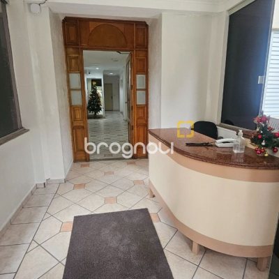 Apartamento com 62m², 2 quartos, no bairro Centro em Florianópolis