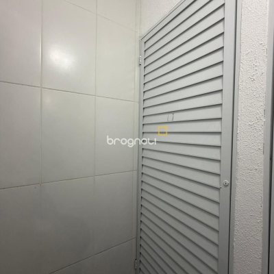 Apartamento com 146m², 4 quartos (sendo 1 suíte), 2 garagens, no bairro Centro em Florianópolis