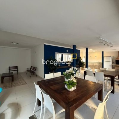 Apartamento com 146m², 4 quartos (sendo 1 suíte), 2 garagens, no bairro Centro em Florianópolis