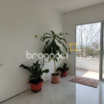 Casa com 300m², 4 quartos (sendo 1 suíte), 2 garagens, no bairro Pedra Branca em Palhoça