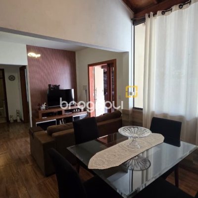Casa com 100m², 3 quartos, 2 garagens, no bairro Campeche em Florianópolis