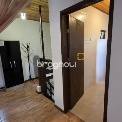 Casa com 100m², 3 quartos, 2 garagens, no bairro Campeche em Florianópolis