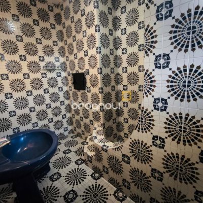 Casa com 297m², 3 quartos (sendo 1 suíte), 2 garagens, no bairro Estreito em Florianópolis