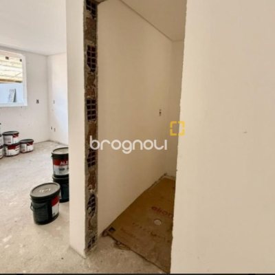 Apartamento com 74m², 2 quartos (sendo 1 suíte), 10 garagens, no bairro Ingleses do Rio Vermelho em Florianópolis