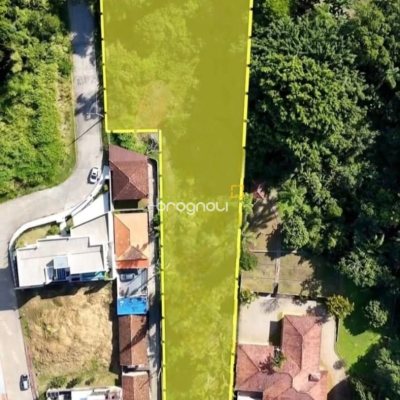 Terreno com 4214m², no bairro Ponta de Baixo em São José