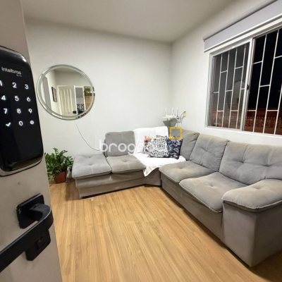 Casa com 63m², 3 quartos, 3 garagens, no bairro Forquilhas em São José