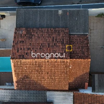Casa com 63m², 3 quartos, 3 garagens, no bairro Forquilhas em São José