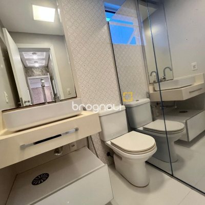 Apartamento com 87m², 3 quartos (sendo 1 suíte), 2 garagens, no bairro Campinas em São José