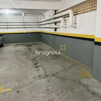 Apartamento com 87m², 3 quartos (sendo 1 suíte), 2 garagens, no bairro Campinas em São José
