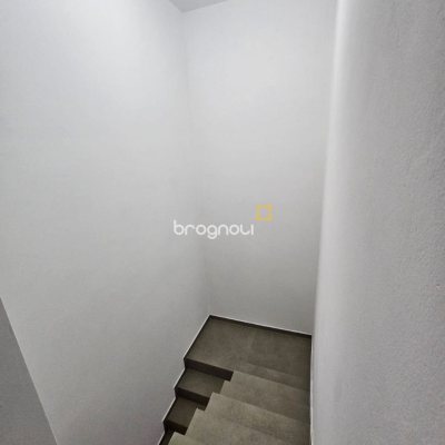 Casa com 89m², 3 quartos (sendo 1 suíte), 2 garagens, no bairro Rio Caveiras em Biguaçu