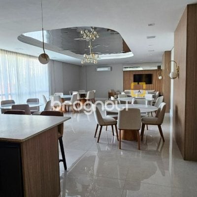 Apartamento com 113m², 3 quartos (sendo 3 suítes), 2 garagens, no bairro Kobrasol em São José