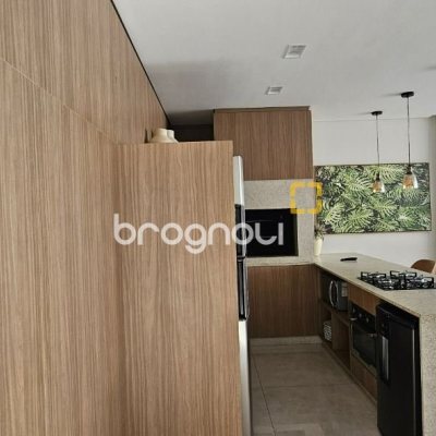 Apartamento com 113m², 3 quartos (sendo 3 suítes), 2 garagens, no bairro Kobrasol em São José