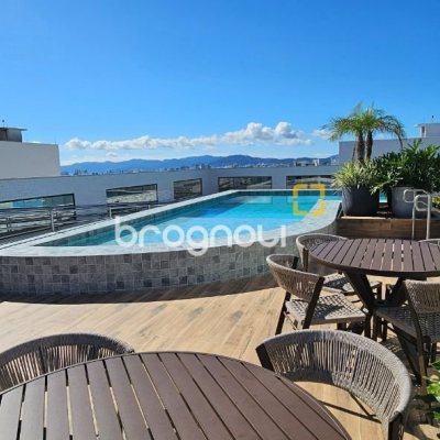 Apartamento com 113m², 3 quartos (sendo 3 suítes), 2 garagens, no bairro Kobrasol em São José