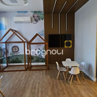 Apartamento com 113m², 3 quartos (sendo 3 suítes), 2 garagens, no bairro Kobrasol em São José