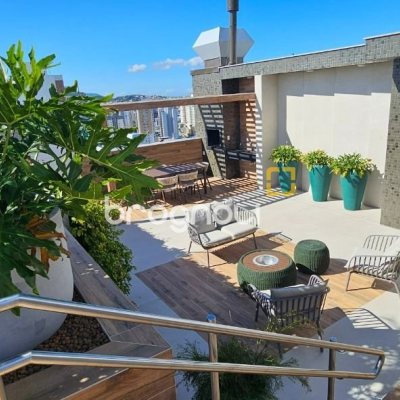 Apartamento com 113m², 3 quartos (sendo 3 suítes), 2 garagens, no bairro Kobrasol em São José