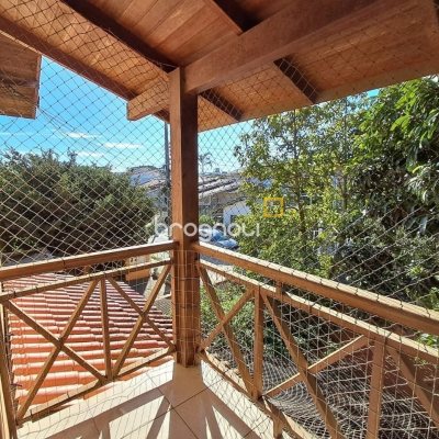 Casa com 74m², 2 quartos (sendo 1 suíte), 3 garagens, no bairro Ingleses em Florianópolis