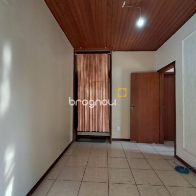 Casa com 74m², 2 quartos (sendo 1 suíte), 3 garagens, no bairro Ingleses em Florianópolis