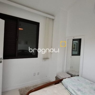 Casa com 200m², 3 quartos (sendo 1 suíte), 2 garagens, no bairro Pedra Branca em Palhoça