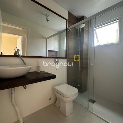 Apartamento com 54m², 2 quartos, 1 garagem, no bairro Kobrasol em São José