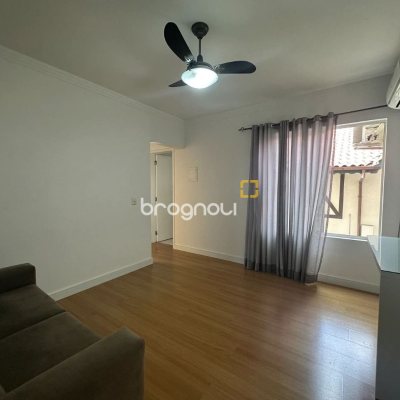 Apartamento com 54m², 2 quartos, 1 garagem, no bairro Kobrasol em São José