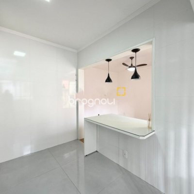 Apartamento com 54m², 2 quartos, 1 garagem, no bairro Kobrasol em São José