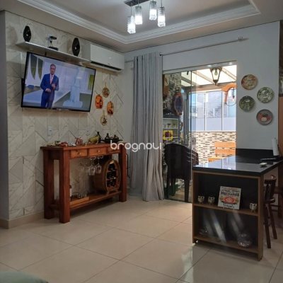 Apartamento com 87m², 2 quartos (sendo 1 suíte), 1 garagem, no bairro Ingleses em Florianópolis