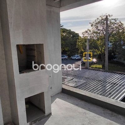 Apartamento com 49m², 1 quarto, 1 garagem, no bairro Cachoeira do Bom Jesus em Florianópolis