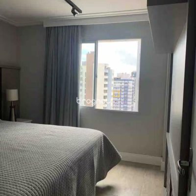 Apartamento com 61m², 2 quartos, 1 garagem, no bairro Centro em Florianópolis
