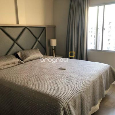 Apartamento com 61m², 2 quartos, 1 garagem, no bairro Centro em Florianópolis