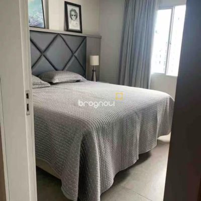 Apartamento com 61m², 2 quartos, 1 garagem, no bairro Centro em Florianópolis