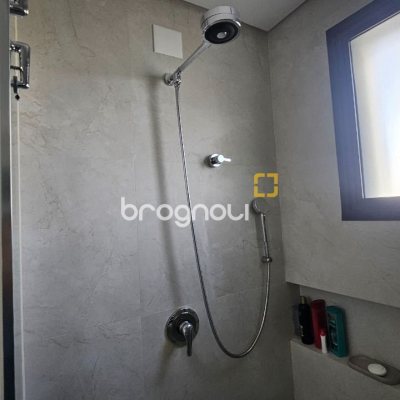 Apartamento com 180m², 4 quartos (sendo 3 suítes), 4 garagens, no bairro Centro em Florianópolis