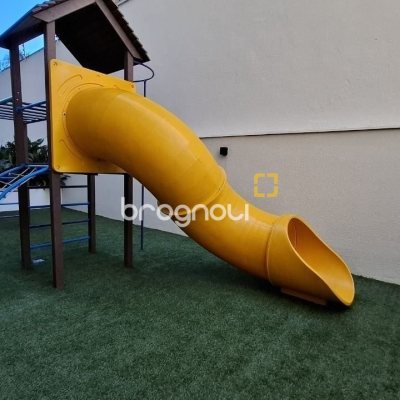 Apartamento com 180m², 4 quartos (sendo 3 suítes), 4 garagens, no bairro Centro em Florianópolis