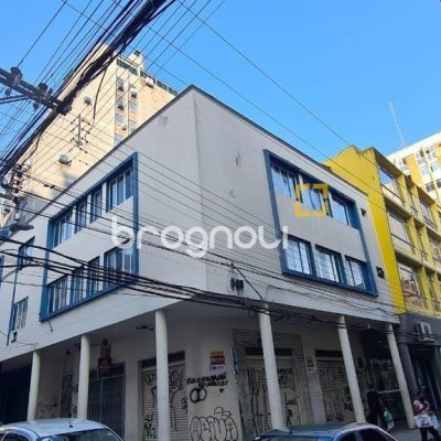 Prédio com 702m², no bairro Centro em Florianópolis