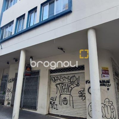Prédio com 702m², no bairro Centro em Florianópolis