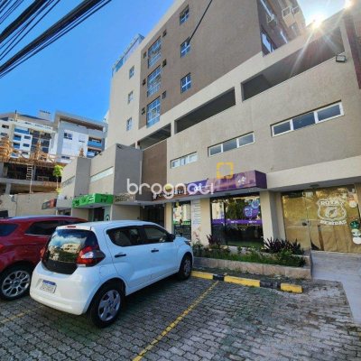 Sala com 23m², no bairro Trindade em Florianópolis