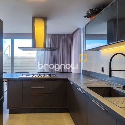 Apartamento com 73m², 2 quartos (sendo 1 suíte), 1 garagem, no bairro Ingleses em Florianópolis