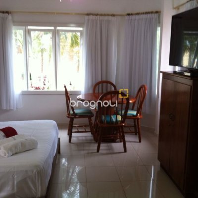 Casa com 250m², 5 quartos (sendo 3 suítes), 4 garagens, no bairro Jurerê Internacional em Florianópolis