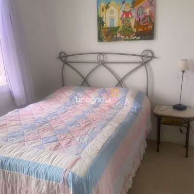 Casa com 250m², 5 quartos (sendo 3 suítes), 4 garagens, no bairro Jurerê Internacional em Florianópolis