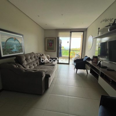 Apartamento com 102m², 3 quartos (sendo 1 suíte), 2 garagens, no bairro Campeche em Florianópolis