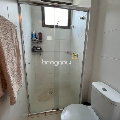Apartamento com 102m², 3 quartos (sendo 1 suíte), 2 garagens, no bairro Campeche em Florianópolis