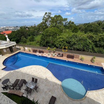 Apartamento com 102m², 3 quartos (sendo 1 suíte), 2 garagens, no bairro Campeche em Florianópolis
