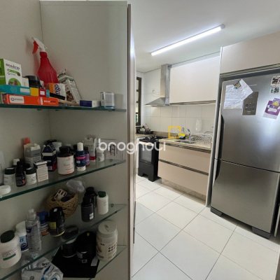 Apartamento com 102m², 3 quartos (sendo 1 suíte), 2 garagens, no bairro Campeche em Florianópolis