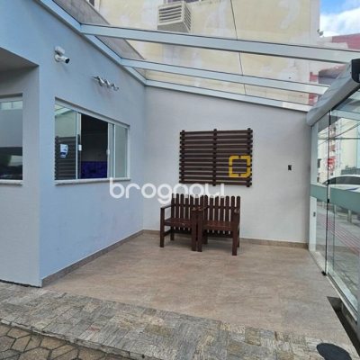 Apartamento com 75m², 3 quartos, 1 garagem, no bairro Campinas em São José