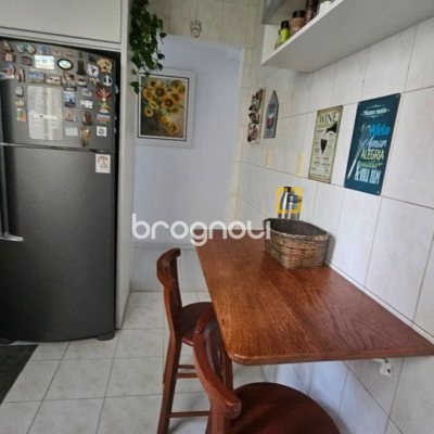 Apartamento com 75m², 3 quartos, 1 garagem, no bairro Campinas em São José