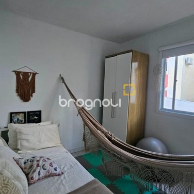 Apartamento com 75m², 3 quartos, 1 garagem, no bairro Campinas em São José